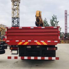 青海東風隨車吊選購指南 2至16噸全系列詳解